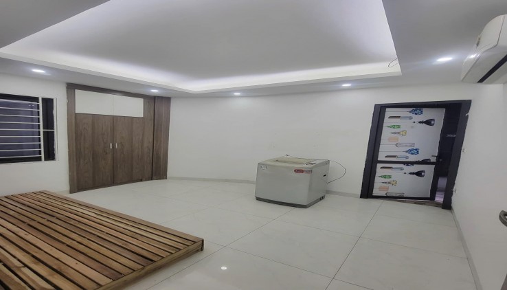 Cho thuê CCMN Chùa Quỳnh, Hai Bà Trưng, 6 Triệu, 2 ngủ, điện nước giá dân, vào thuê ngay